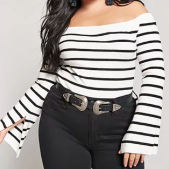 Forever 21 Sweaters - NWT! Off-the-Shoulder Sweater